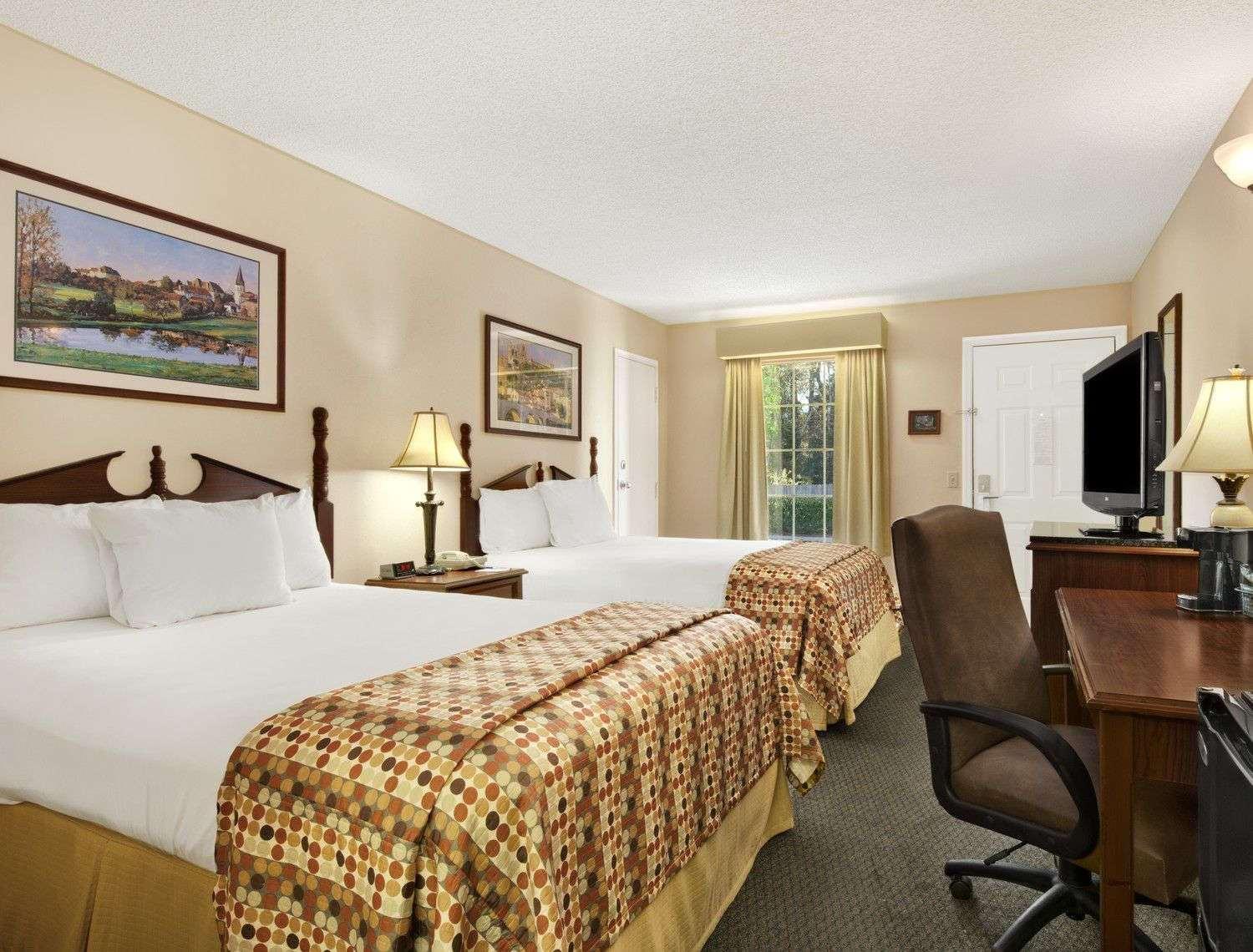 Motel Baymont By Wyndham Warner Robins Esterno foto