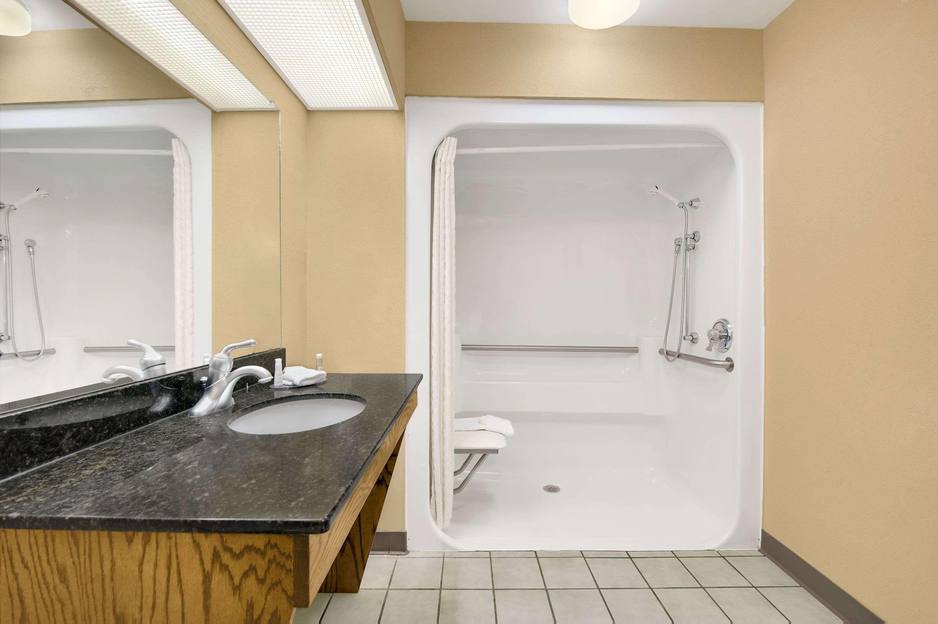 Motel Baymont By Wyndham Warner Robins Esterno foto
