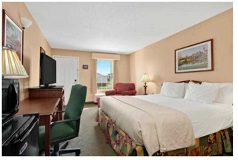 Motel Baymont By Wyndham Warner Robins Esterno foto