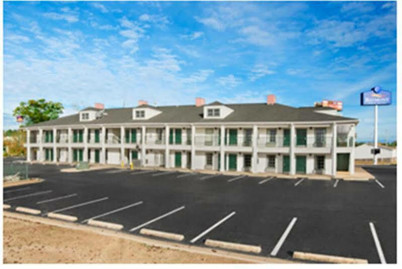 Motel Baymont By Wyndham Warner Robins Esterno foto